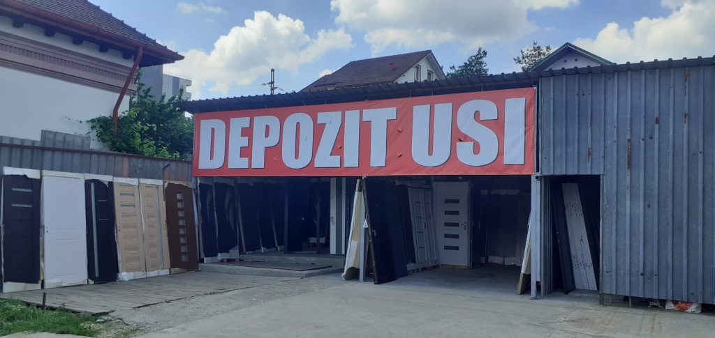 Usi Pitesti 61 Fatada depozitului de usi Madison Euroconect din Pitesti